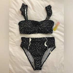 Ruffle Black & White Bikini